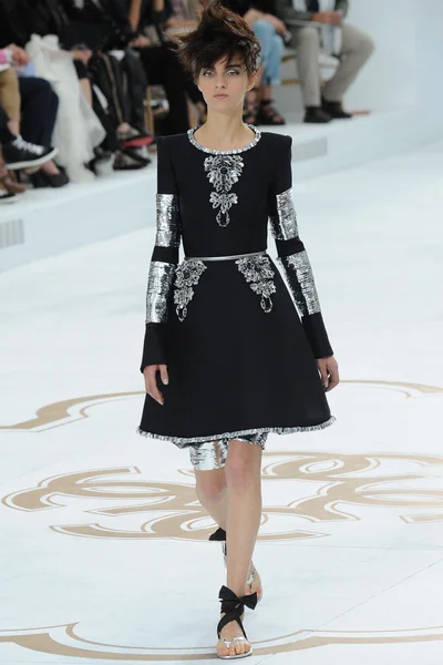Look 43